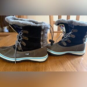 Women’s size 7.5 Pajar Black and Brown Rain & Snow Boots. Excellent condition.